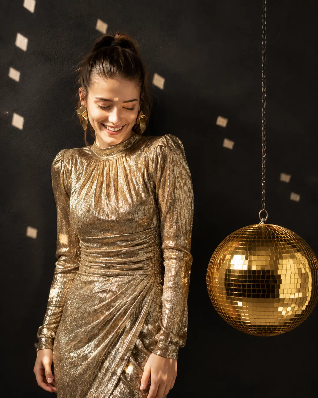 shine-gold-galeria-02