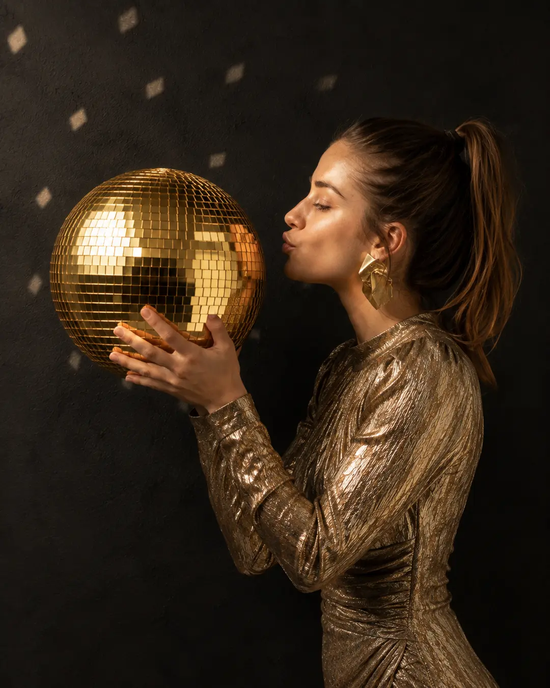 shine-gold-galeria-05